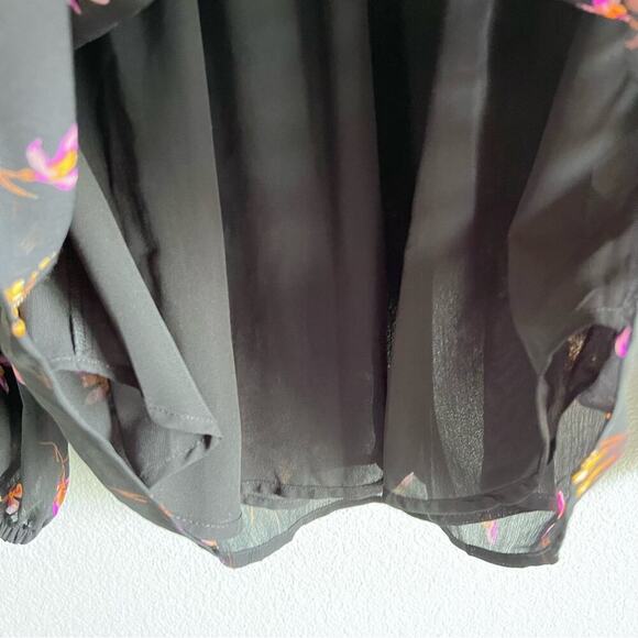 Madewell Georgette Ruffle-Collar Smocked Top in Falling Freesias - Picture 10 of 13